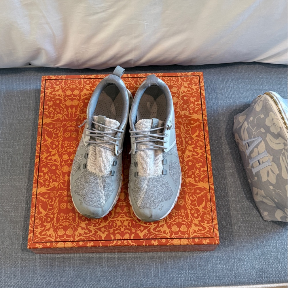 On Running Light Gray Athletic Sneakers